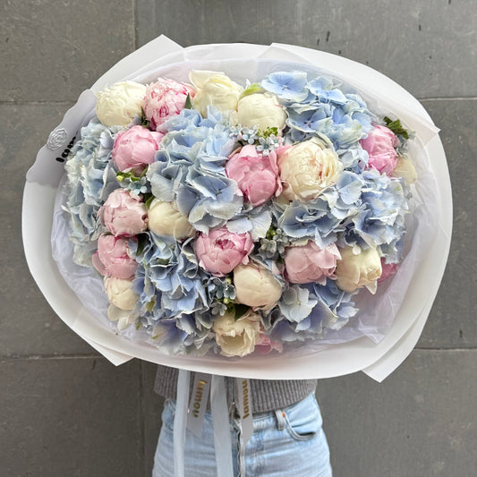 Hydrangeas x Peonies Heaven