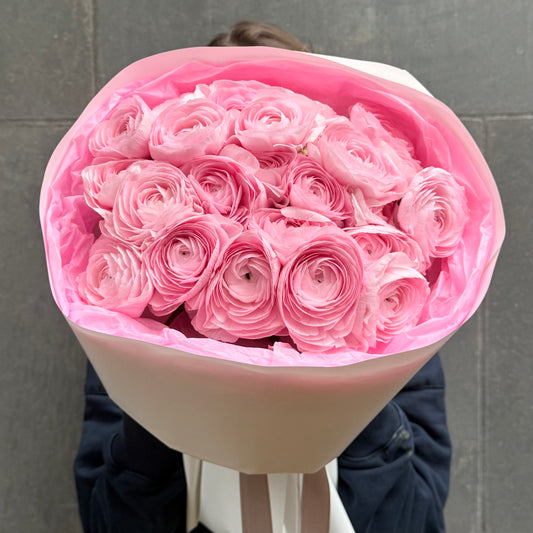25 Pink Ranunculuses