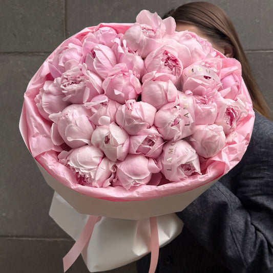 25 Pink Peonies