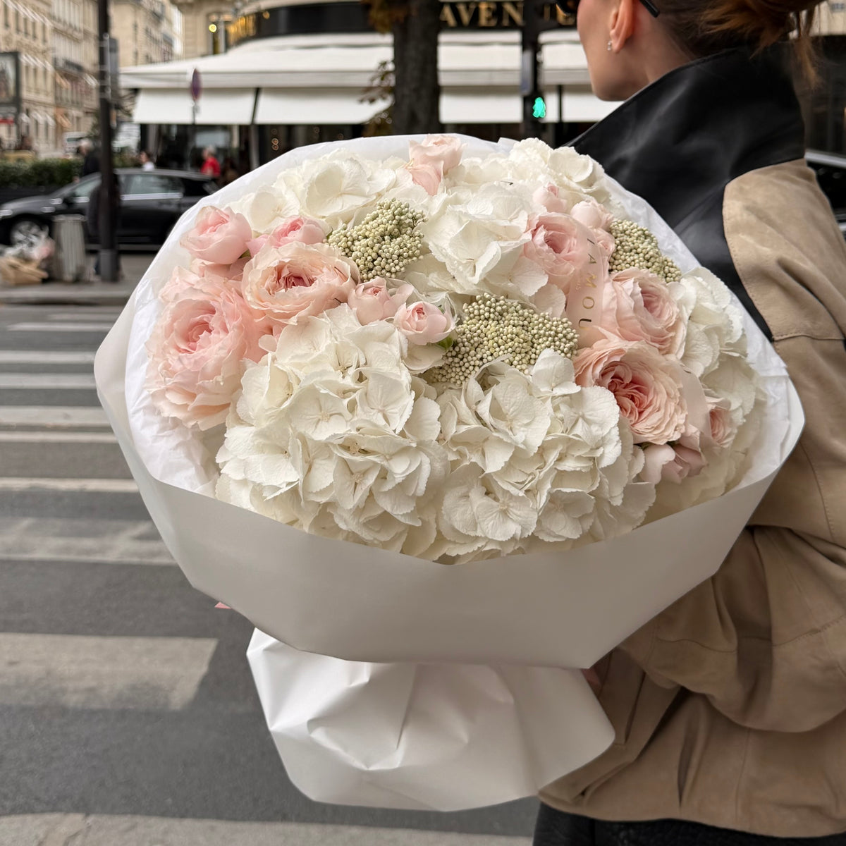 Pinky White M