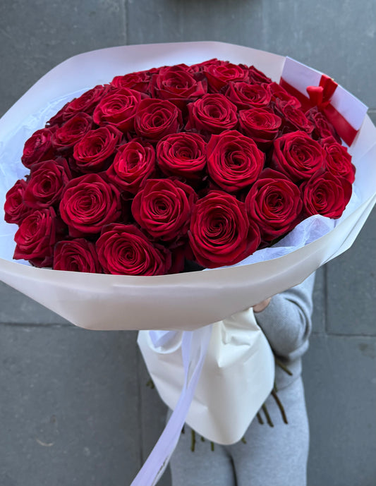35 Red Roses