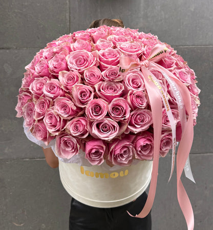 101 Pink Roses in a Box L