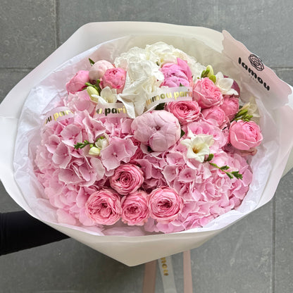Pinky White M
