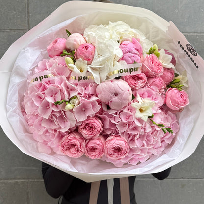 Pinky White M