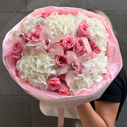 Pinky White S