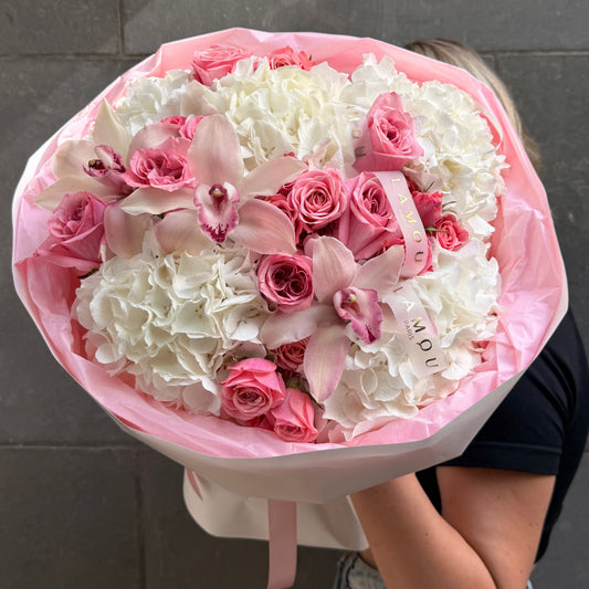 Pinky White S