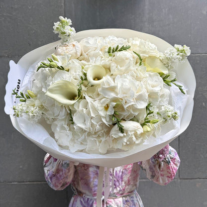 White Elegance M