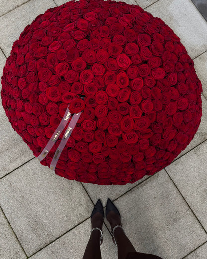 501 Red Roses in Basket