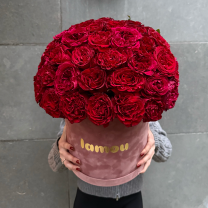 51 Roses Hearts in Box L