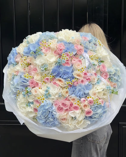 Pastel Meadow XXL